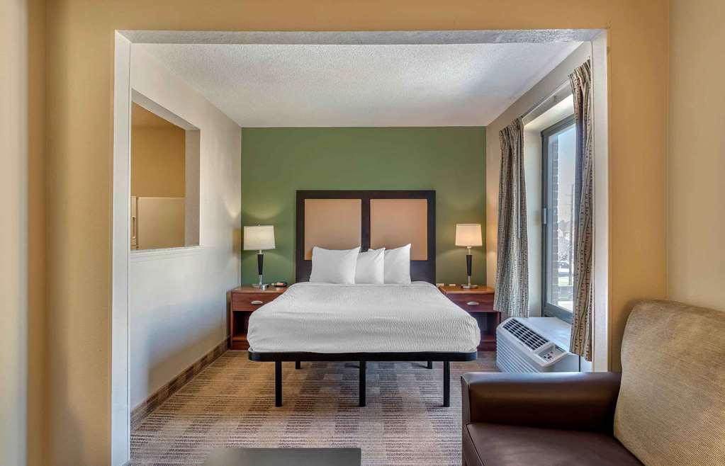 Extended Stay America Suites - Houston - Westchase - Westheimer Стая снимка