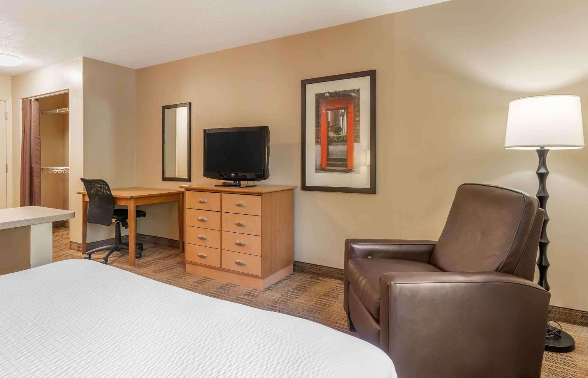 Extended Stay America Suites - Houston - Westchase - Westheimer Екстериор снимка